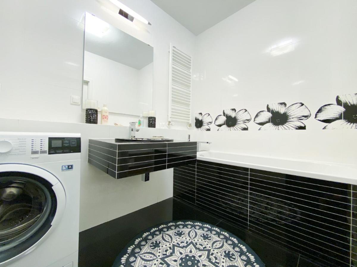 ポズナンApartament Kazimierza Wielkiego 5アパートメント エクステリア 写真